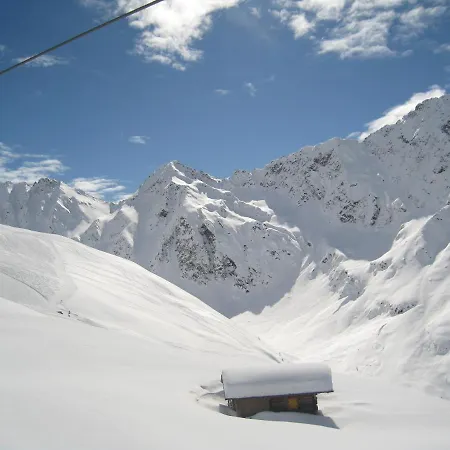Unterrain Lifestyle Hotel 4*
