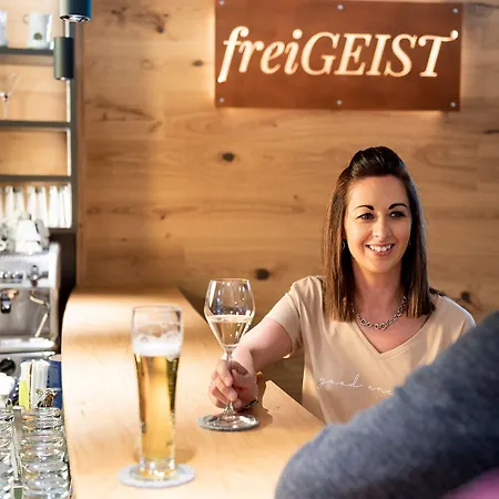 Unterrain Lifestyle 4*