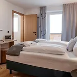 Unterrain Lifestyle 4*